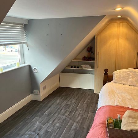 Cozy Room In A Serene House برمنغهام المظهر الخارجي الصورة