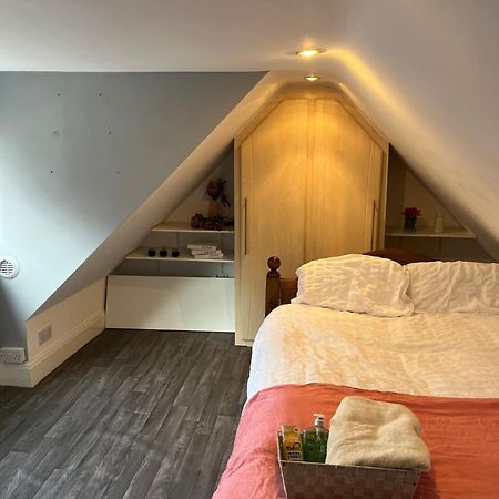 Cozy Room In A Serene House برمنغهام المظهر الخارجي الصورة